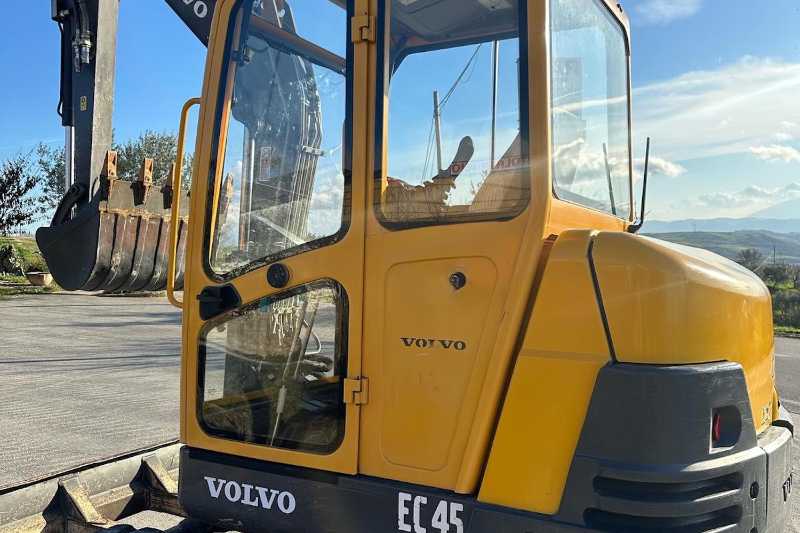 OmecoHub - Immagine VOLVO EC45